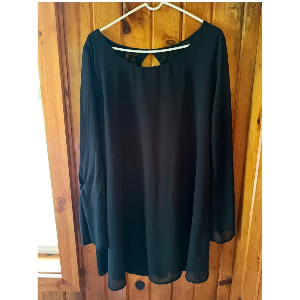 Speechless Womens size XL Black Lace Back Keyhole Long Sleeve Shift Mini Dress